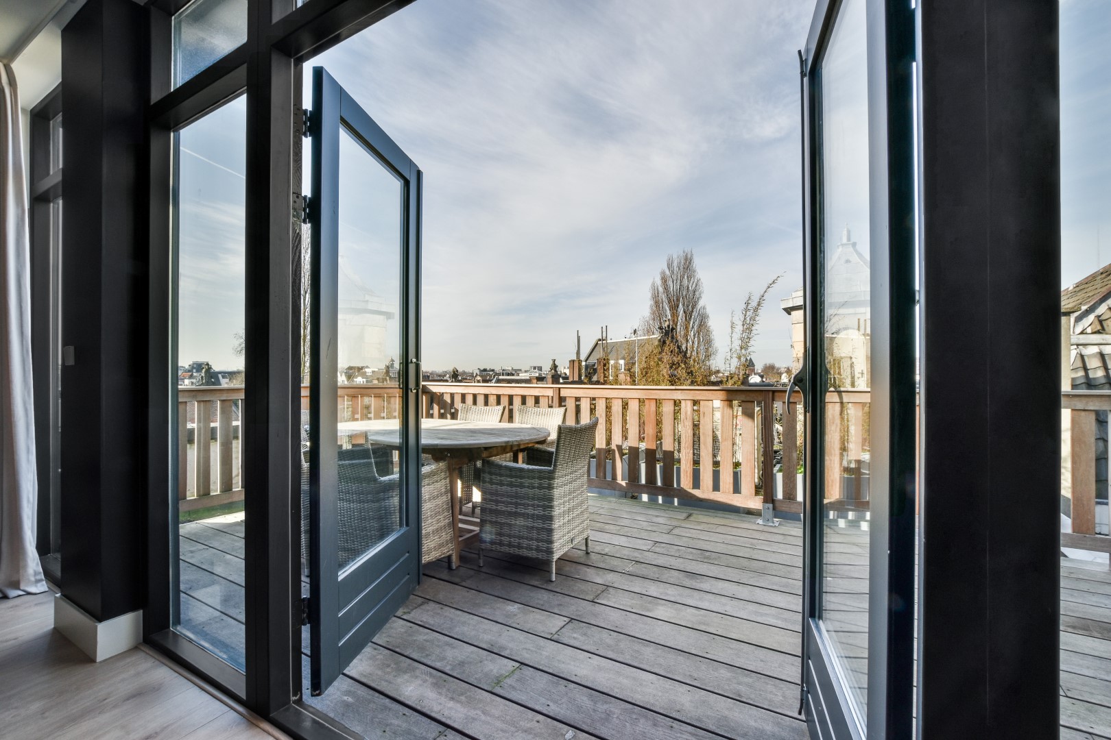 Herengracht 184-B 1016 BS, Amsterdam, Noord-Holland Nederland, 2 Bedrooms Bedrooms, ,1 BathroomBathrooms,Apartment,For Rent,Herengracht,5,1598