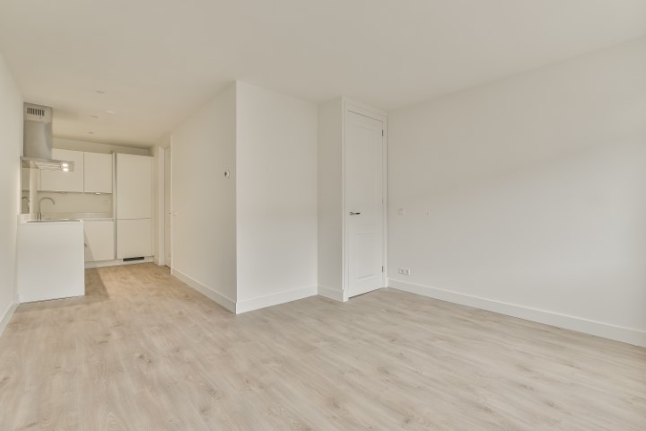 Kinkerstraat 304-III 1053 GC, Amsterdam, Noord-Holland Nederland, 1 Slaapkamer Slaapkamers, ,1 BadkamerBadkamers,Appartement,Huur,Kinkerstraat,3,1609