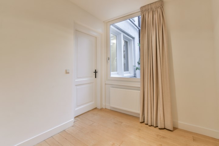 Oostersekade 3 Hs 1011 LH, Amsterdam, Noord-Holland Nederland, 3 Bedrooms Bedrooms, ,2 BathroomsBathrooms,Apartment,For Rent,Oostersekade 3 Hs,1615