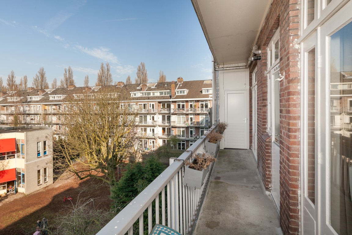 Waalstraat 80-III,Amsterdam,Noord-Holland Nederland,2 Bedrooms Bedrooms,1 BathroomBathrooms,Apartment,Waalstraat,3,1061