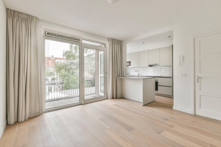 Eikenrodelaan 77 bv, Amsterdam, Noord-Holland Netherlands, 3 Slaapkamers Slaapkamers, ,1 BadkamerBadkamers,Appartement,Huur,Eikenrodelaan 77 bv,1,1636