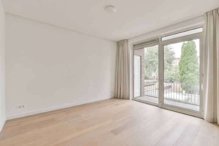 Eikenrodelaan 77 bv, Amsterdam, Noord-Holland Netherlands, 3 Slaapkamers Slaapkamers, ,1 BadkamerBadkamers,Appartement,Huur,Eikenrodelaan 77 bv,1,1636