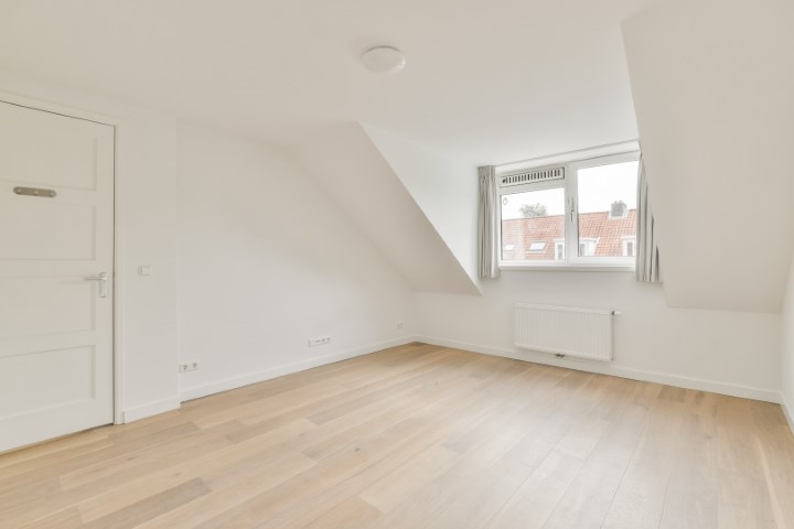 Eikenrodelaan 77 bv, Amsterdam, Noord-Holland Netherlands, 3 Slaapkamers Slaapkamers, ,1 BadkamerBadkamers,Appartement,Huur,Eikenrodelaan 77 bv,1,1636