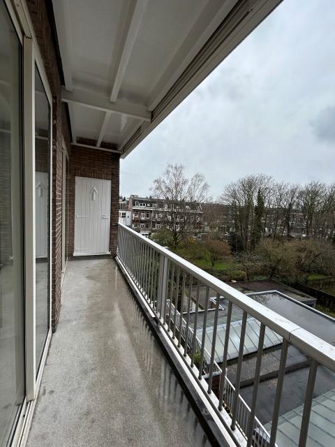 Amsteldijk 71 III 1074 HZ, Amsterdam, Noord-Holland Netherlands, 3 Bedrooms Bedrooms, ,1 BathroomBathrooms,Apartment,For Rent,Amsteldijk,3,1652