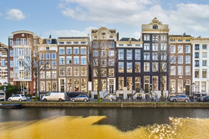 Singel 115 1012 VH, Amsterdam, Noord-Holland Netherlands, 2 Slaapkamers Slaapkamers, ,1 BadkamerBadkamers,Appartement,Huur,Singel,1,1653