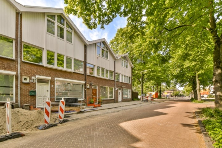 Hilversumstraat 48, Amsterdam, Noord-Holland Nederland, 4 Bedrooms Bedrooms, ,2 BathroomsBathrooms,House,For Rent,Hilversumstraat 48,1656