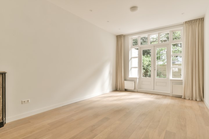 Okeghemstraat 39 1075PL, Amsterdam, Noord-Holland Nederland, 2 Bedrooms Bedrooms, ,1 BathroomBathrooms,Apartment,For Rent,Okeghemstraat 39,1657