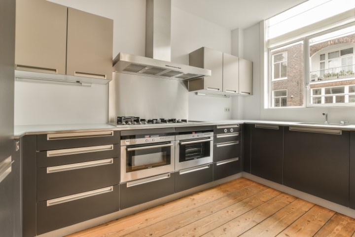 Valeriusstraat 21 1071 MC, Amsterdam, Noord-Holland Nederland, 3 Bedrooms Bedrooms, ,1 BathroomBathrooms,Apartment,For Rent,Valeriusstraat ,2,1663