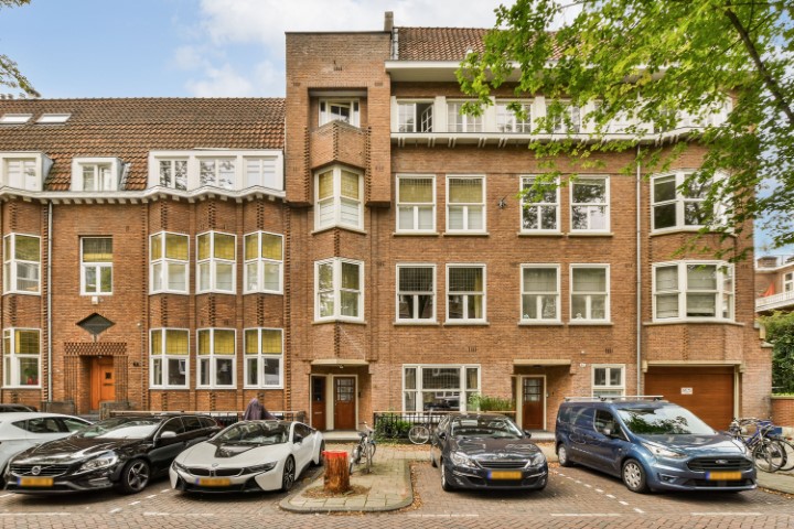 Jacob Obrechtstraat 64 II 1071 KN, Amsterdam, Noord-Holland Nederland, 2 Slaapkamers Slaapkamers, ,1 BadkamerBadkamers,Appartement,Huur,Jacob Obrechtstraat ,2,1666