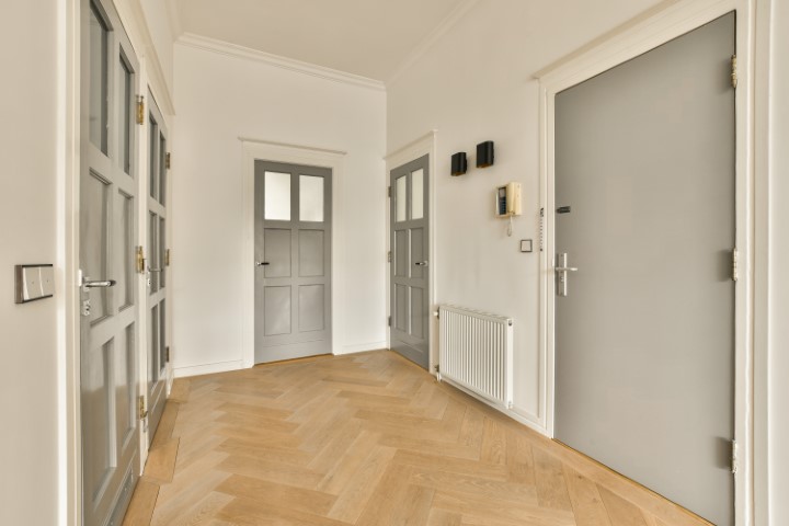 Jacob Obrechtstraat 64 II 1071 KN, Amsterdam, Noord-Holland Nederland, 2 Slaapkamers Slaapkamers, ,1 BadkamerBadkamers,Appartement,Huur,Jacob Obrechtstraat ,2,1666
