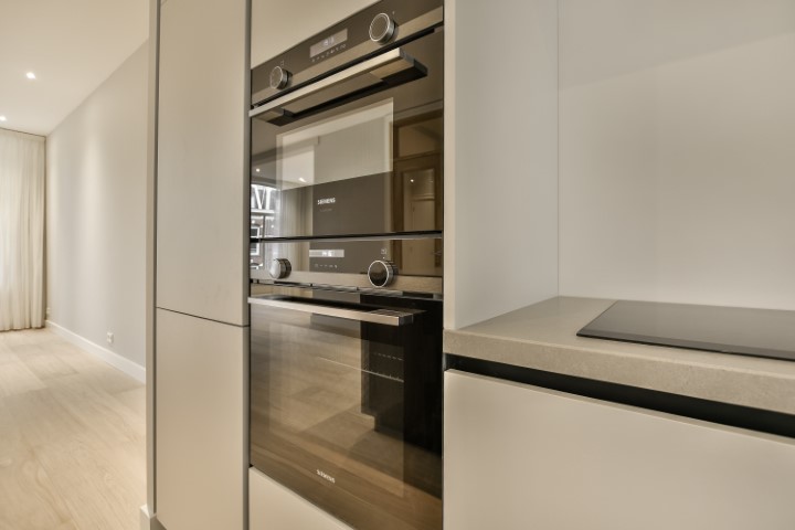 Willemsparkweg 61-II 1071 GS, Amsterdam, Noord-Holland Nederland, 4 Bedrooms Bedrooms, ,2 BathroomsBathrooms,Apartment,For Rent,Willemsparkweg 61-II,1682