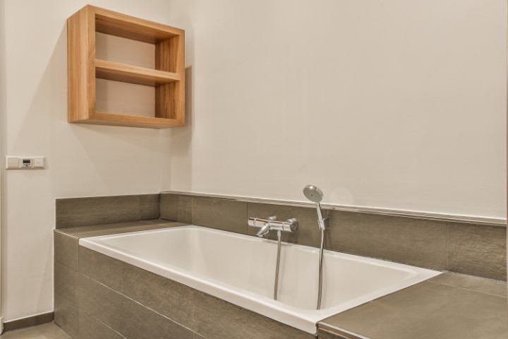 Johannes Verhulststraat 187 H, Amsterdam, Noord-Holland Netherlands, 5 Bedrooms Bedrooms, ,2 BathroomsBathrooms,Apartment,For Rent,Johannes Verhulststraat,1691