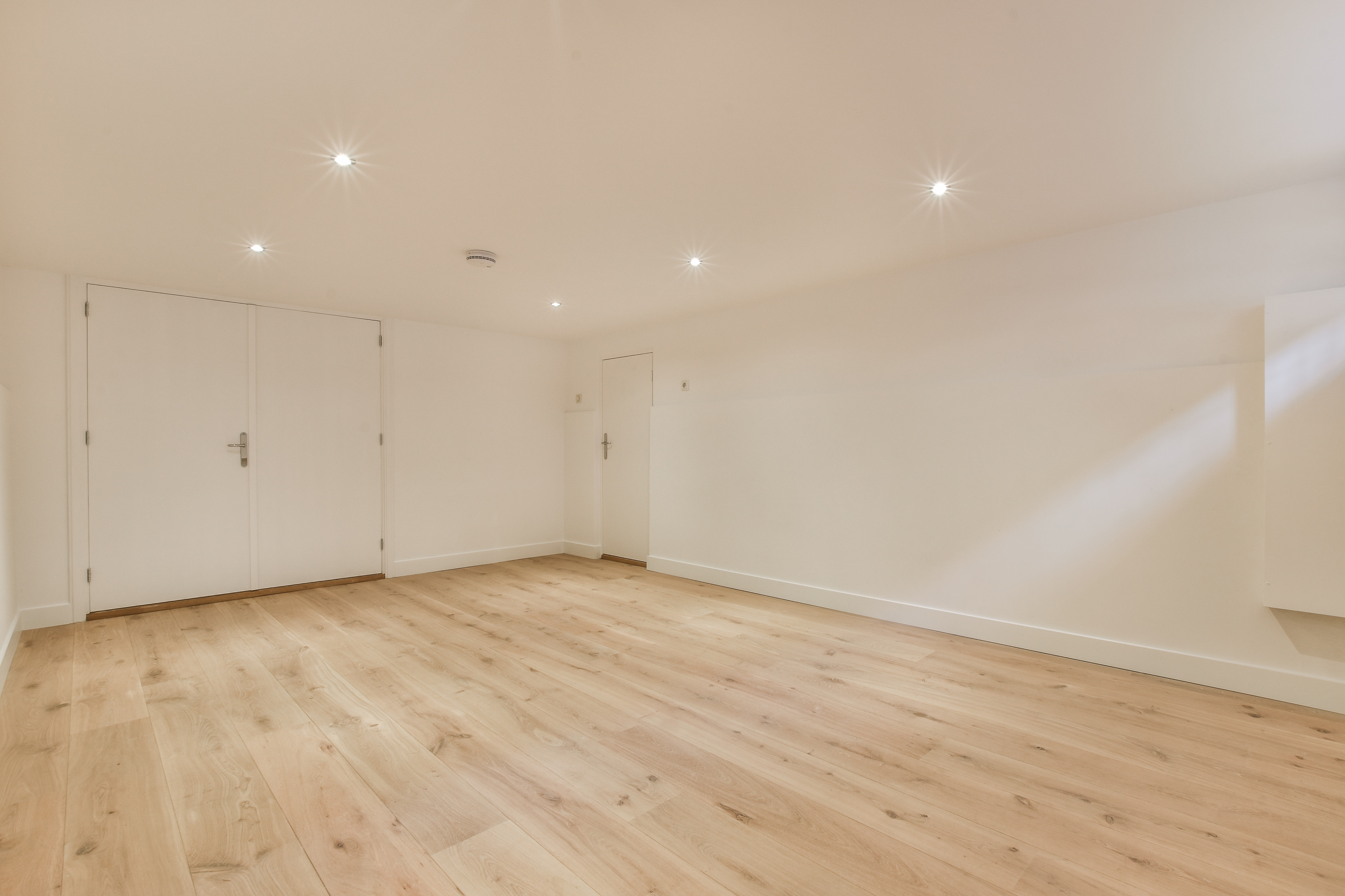 Johannes Verhulststraat 187 H, Amsterdam, Noord-Holland Netherlands, 5 Bedrooms Bedrooms, ,2 BathroomsBathrooms,Apartment,For Rent,Johannes Verhulststraat,1691