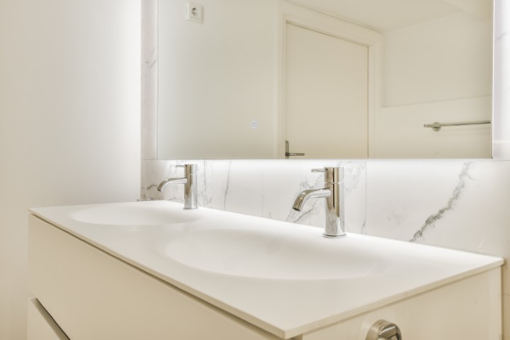 Johannes Verhulststraat 187 H, Amsterdam, Noord-Holland Netherlands, 5 Bedrooms Bedrooms, ,2 BathroomsBathrooms,Apartment,For Rent,Johannes Verhulststraat,1691