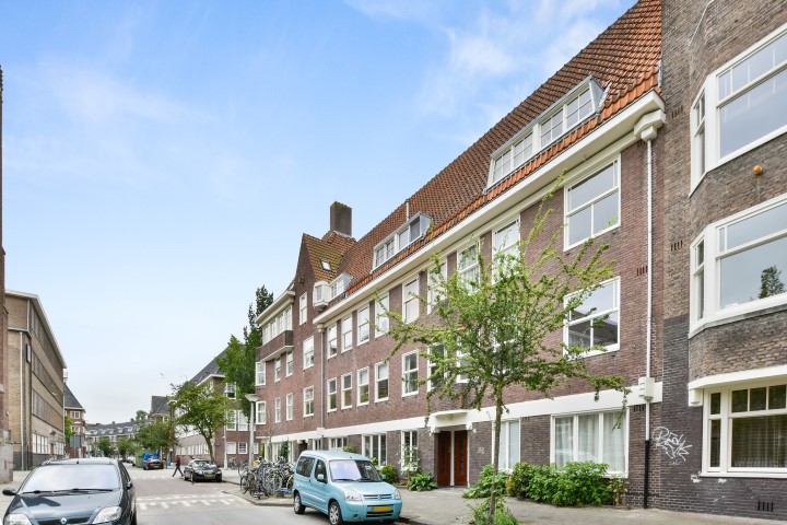 Dintelstraat 52-1 1078 VV, Amsterdam, Noord-Holland Netherlands, 2 Bedrooms Bedrooms, ,1 BathroomBathrooms,Apartment,For Rent,Dintelstraat,1699