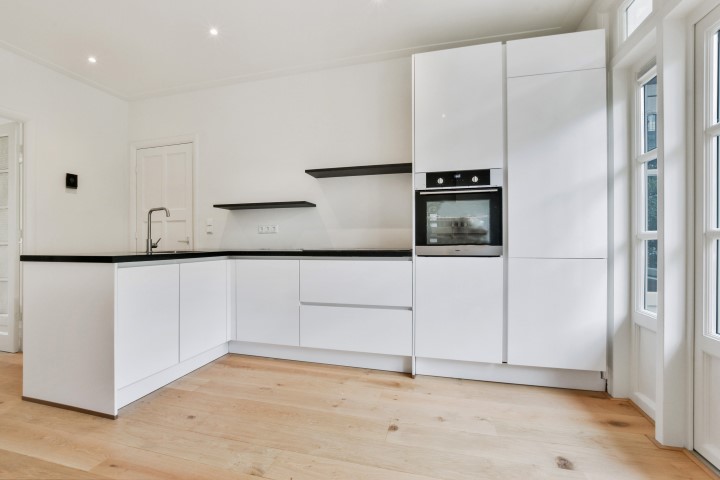 Dintelstraat 52-1 1078 VV, Amsterdam, Noord-Holland Netherlands, 2 Bedrooms Bedrooms, ,1 BathroomBathrooms,Apartment,For Rent,Dintelstraat,1699