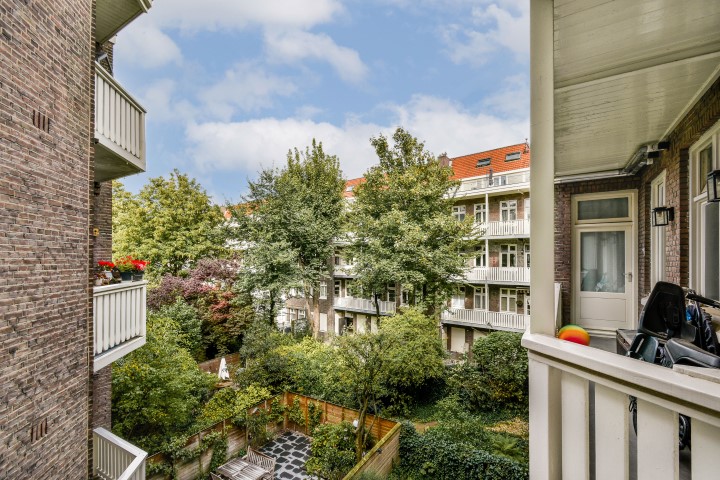 Cliostraat 12-2 1077 KG, Amsterdam, Noord-Holland Nederland, 3 Bedrooms Bedrooms, ,2 BathroomsBathrooms,Apartment,For Rent,Cliostraat ,1701