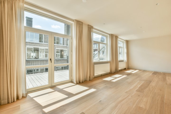 Pieter Jacobszstraat 12 C, Amsterdam, Noord-Holland Netherlands, 3 Bedrooms Bedrooms, ,1 BathroomBathrooms,Apartment,For Rent,Pieter Jacobszstraat,1708