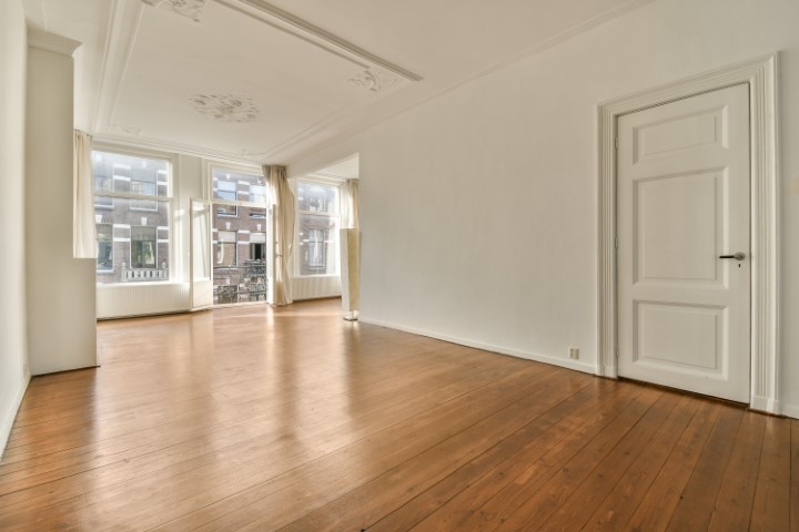 Valeriusstraat 60-2 1071ML, Amsterdam, Noord-Holland Nederland, 3 Slaapkamers Slaapkamers, ,1 BadkamerBadkamers,Appartement,Huur,Valeriusstraat ,1709