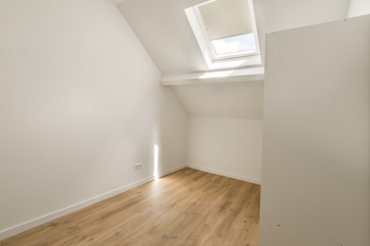 Berkenrodelaan 19 BH 1181 AH, Amsterdam, Noord-Holland Nederland, 4 Slaapkamers Slaapkamers, ,1 BadkamerBadkamers,Appartement,Huur,Berkenrodelaan ,1711