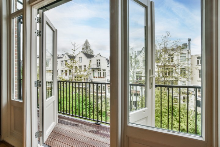 Van Breestraat 74 II, Amsterdam, Noord-Holland Nederland, 4 Bedrooms Bedrooms, ,1 BathroomBathrooms,Apartment,For Rent,Van Breestraat,2,1712
