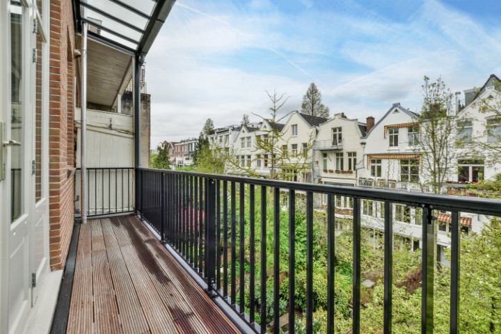 Van Breestraat 74 II, Amsterdam, Noord-Holland Nederland, 4 Bedrooms Bedrooms, ,1 BathroomBathrooms,Apartment,For Rent,Van Breestraat,2,1712