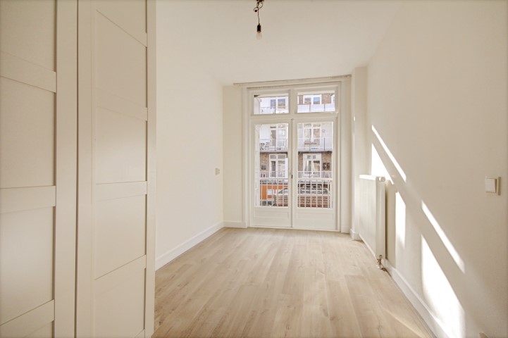 Tweede Schinkelstraat 47-1 1075TR, Amsterdam, Noord-Holland Nederland, ,1 BathroomBathrooms,Apartment,For Rent,Tweede Schinkelstraat ,1714