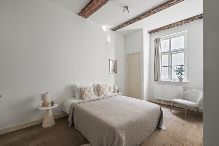 Singel 72 C 1015 AC, Amsterdam, Noord-Holland Nederland, 2 Bedrooms Bedrooms, ,1 BathroomBathrooms,Apartment,For Rent,Singel,1,1716