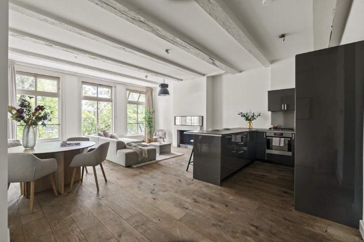 Singel 72 C 1015 AC, Amsterdam, Noord-Holland Nederland, 2 Bedrooms Bedrooms, ,1 BathroomBathrooms,Apartment,For Rent,Singel,1,1716