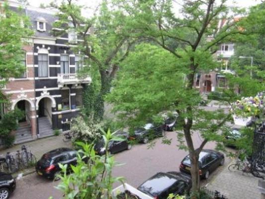 Cornelis Schuytstraat 5-I 1071 JC,Amsterdam,Noord-Holland Nederland,4 Bedrooms Bedrooms,1 BathroomBathrooms,Apartment,Cornelis Schuytstraat,1,1069