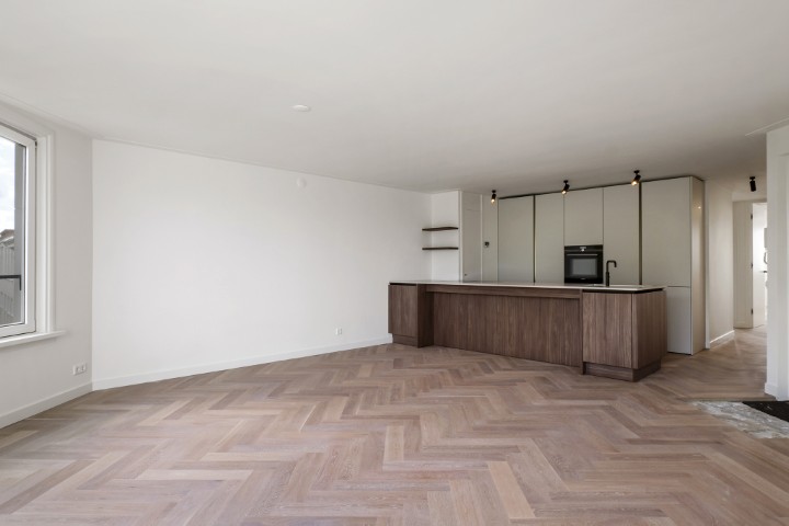 Pieter Cornelisz. Hooftstraat 192, Amsterdam, Noord-Holland Nederland, 2 Slaapkamers Slaapkamers, 0 ,1 BadkamerBadkamers,Appartement,Huur,Pieter Cornelisz. Hooftstraat ,0,1720