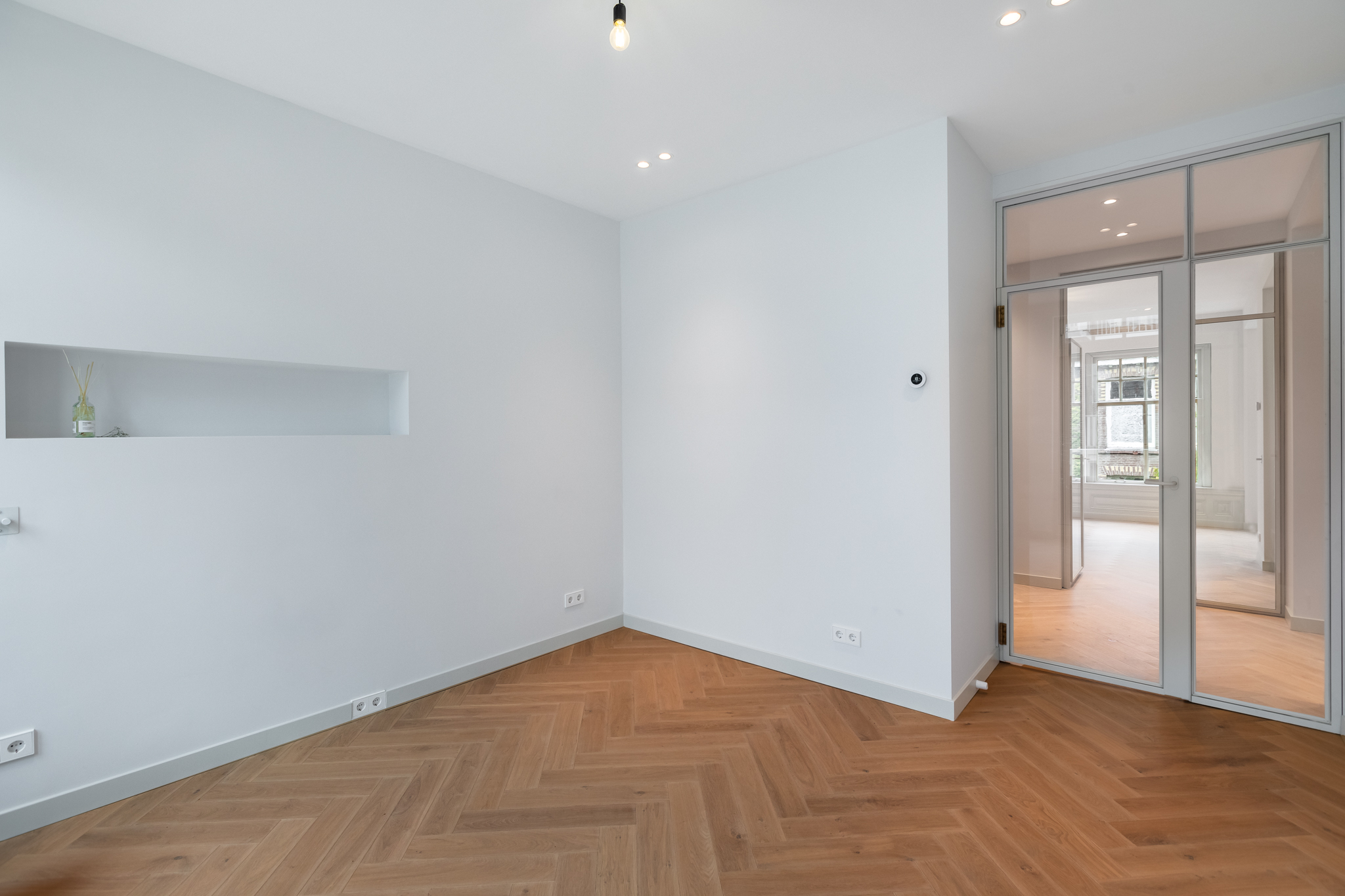 Nicolaas Maesstraat 99-3 1071 PT, Amsterdam, Noord-Holland Nederland, 3 Slaapkamers Slaapkamers, ,2 BadkamersBadkamers,Appartement,Huur,Nicolaas Maesstraat ,1724