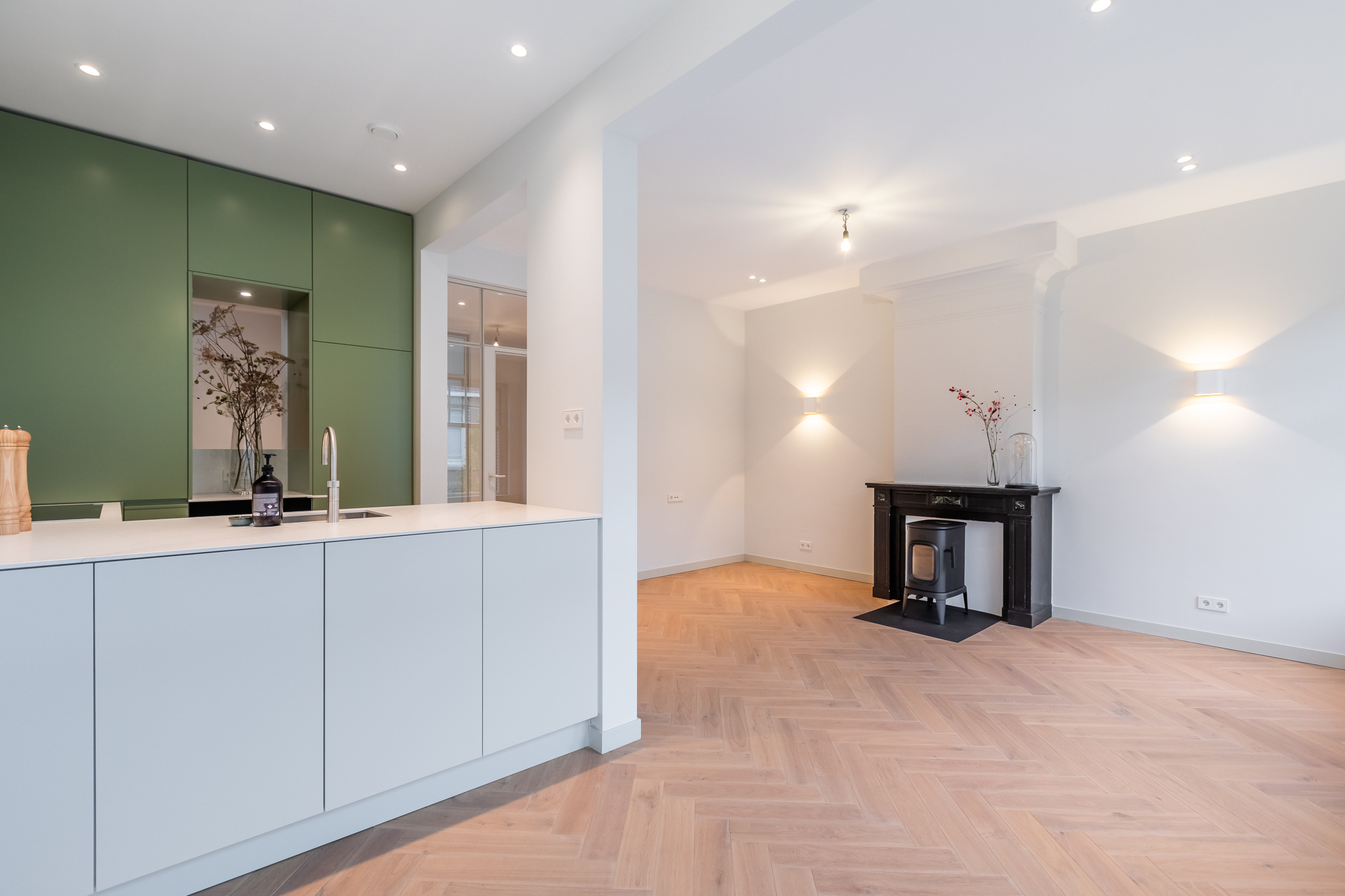 Nicolaas Maesstraat 99-3 1071 PT, Amsterdam, Noord-Holland Nederland, 3 Slaapkamers Slaapkamers, ,2 BadkamersBadkamers,Appartement,Huur,Nicolaas Maesstraat ,1724