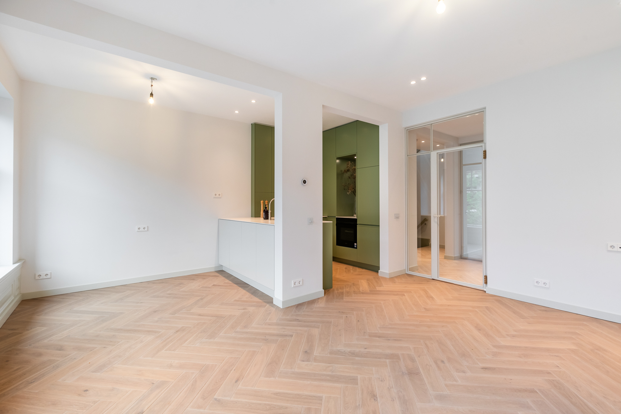 Nicolaas Maesstraat 99-3 1071 PT, Amsterdam, Noord-Holland Nederland, 3 Slaapkamers Slaapkamers, ,2 BadkamersBadkamers,Appartement,Huur,Nicolaas Maesstraat ,1724