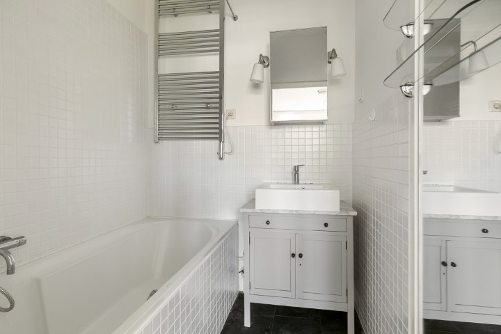 Courbetstraat 20 1077 ZT, Amsterdam, Noord-Holland Nederland, 4 Slaapkamers Slaapkamers, 0 ,2 BadkamersBadkamers,Appartement,Huur,Courbetstraat ,2,1734