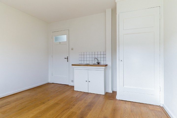 Courbetstraat 20 1077 ZT, Amsterdam, Noord-Holland Nederland, 4 Slaapkamers Slaapkamers, 0 ,2 BadkamersBadkamers,Appartement,Huur,Courbetstraat ,2,1734