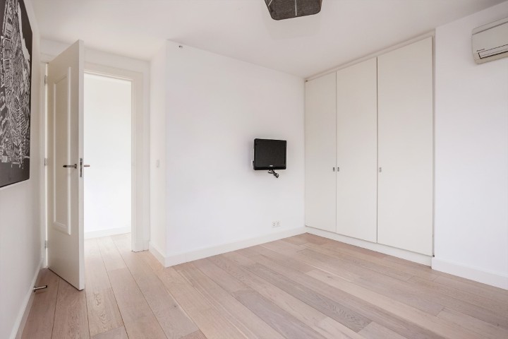 Heinzestraat 7 III 1071SK, Amsterdam, Noord-Holland Nederland, 4 Slaapkamers Slaapkamers, 0 ,2 BadkamersBadkamers,Appartement,Huur,Heinzestraat,0,1735