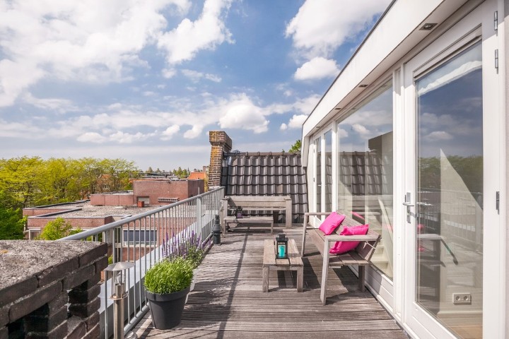 Heinzestraat 7 III 1071SK, Amsterdam, Noord-Holland Nederland, 4 Slaapkamers Slaapkamers, 0 ,2 BadkamersBadkamers,Appartement,Huur,Heinzestraat,0,1735