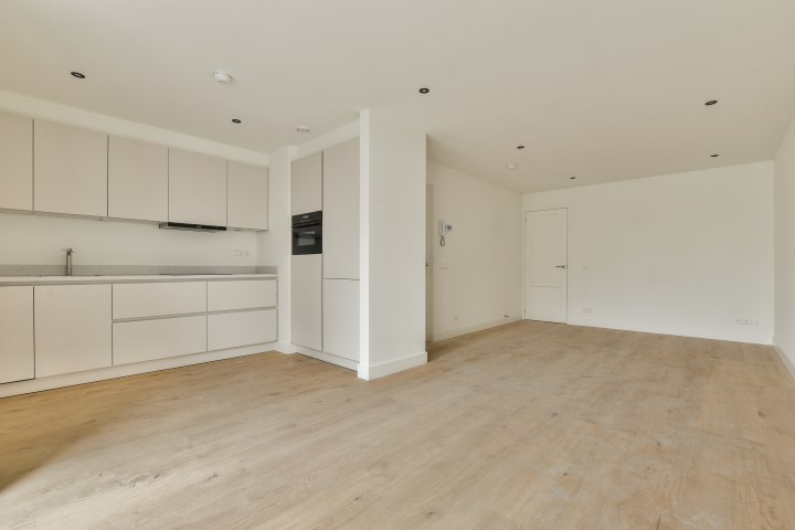 Kastanjeweg 6, Amsterdam, Noord-Holland Nederland, 2 Bedrooms Bedrooms, 0 ,1 BathroomBathrooms,Apartment,For Rent,Kastanjeweg,2,1740