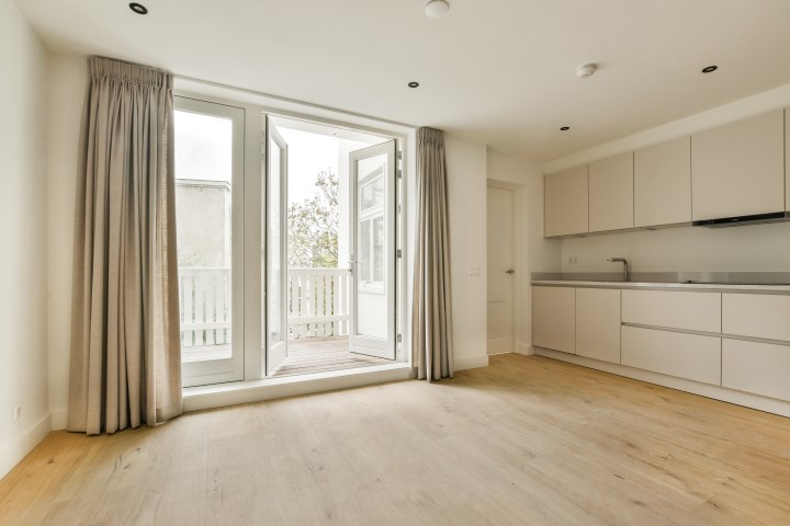 Kastanjeweg 6, Amsterdam, Noord-Holland Nederland, 2 Bedrooms Bedrooms, 0 ,1 BathroomBathrooms,Apartment,For Rent,Kastanjeweg,2,1740