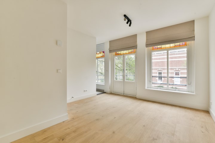 Kastanjeweg 6, Amsterdam, Noord-Holland Nederland, 2 Bedrooms Bedrooms, 0 ,1 BathroomBathrooms,Apartment,For Rent,Kastanjeweg,2,1740
