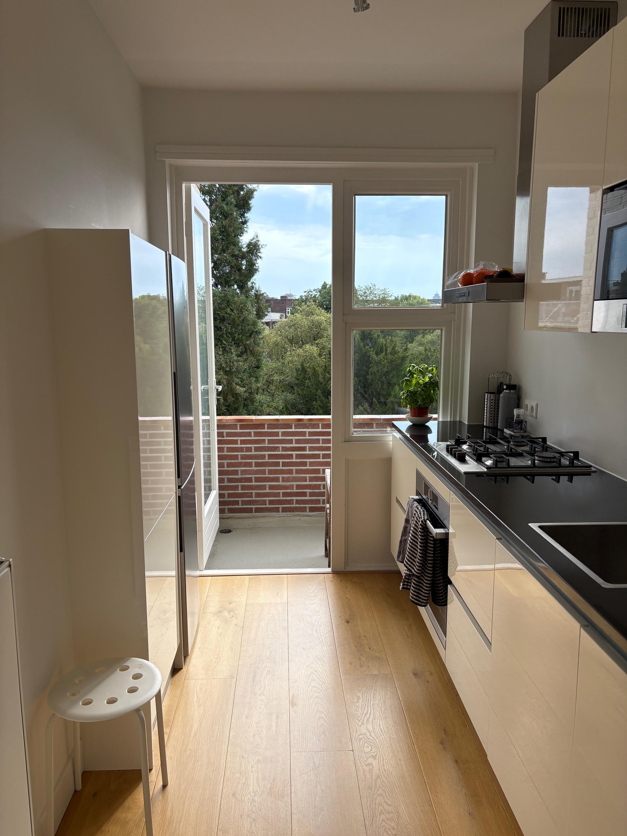 Watteaustraat 15 IV, Amsterdam, Noord-Holland Netherlands, 2 Bedrooms Bedrooms, 0 ,1 BathroomBathrooms,Apartment,For Rent,Watteaustraat ,4,1749