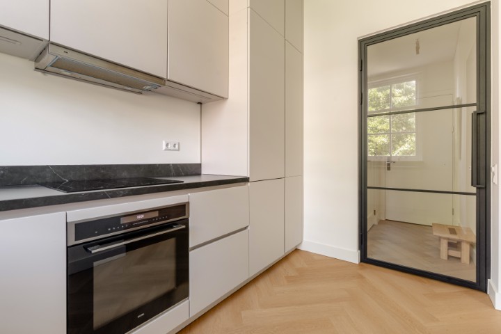 ...Roemer Visscherstraat 12-2 1054EX, Amsterdam, Noord-Holland Nederland, 2 Slaapkamers Slaapkamers, 0 ,1 BadkamerBadkamers,Appartement,Huur,...Roemer Visscherstraat ,0,1751